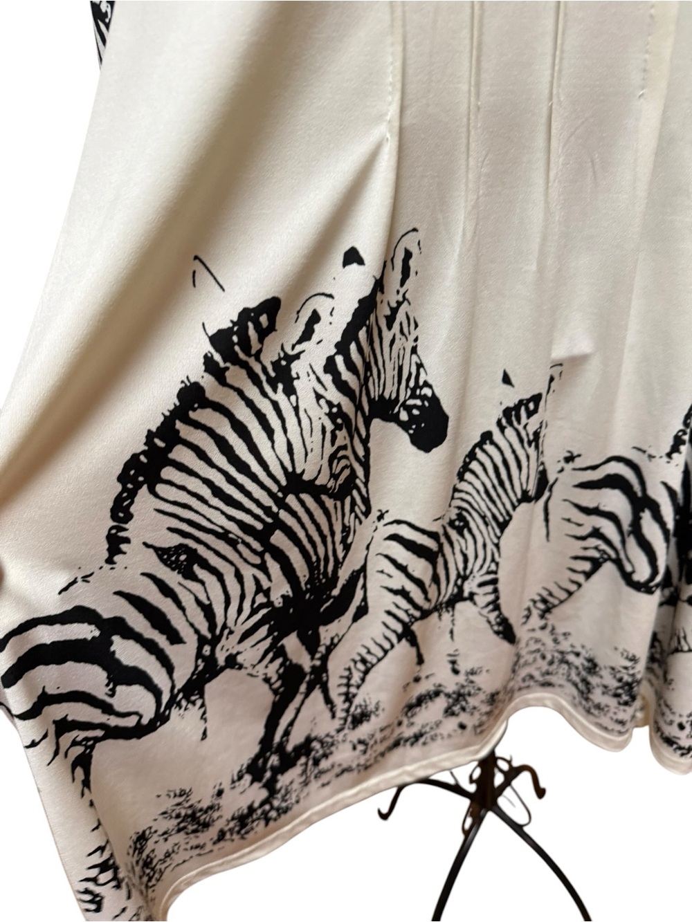 Ivory Zebra Graphic Long Sleeve Tunic Dress 3X - Picture 6 of 9